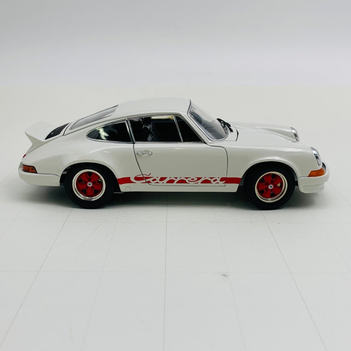 EBBRO 1/24 ポルシェ911カレラRS ホワイト エブロ ポルシェ 911 カレラ