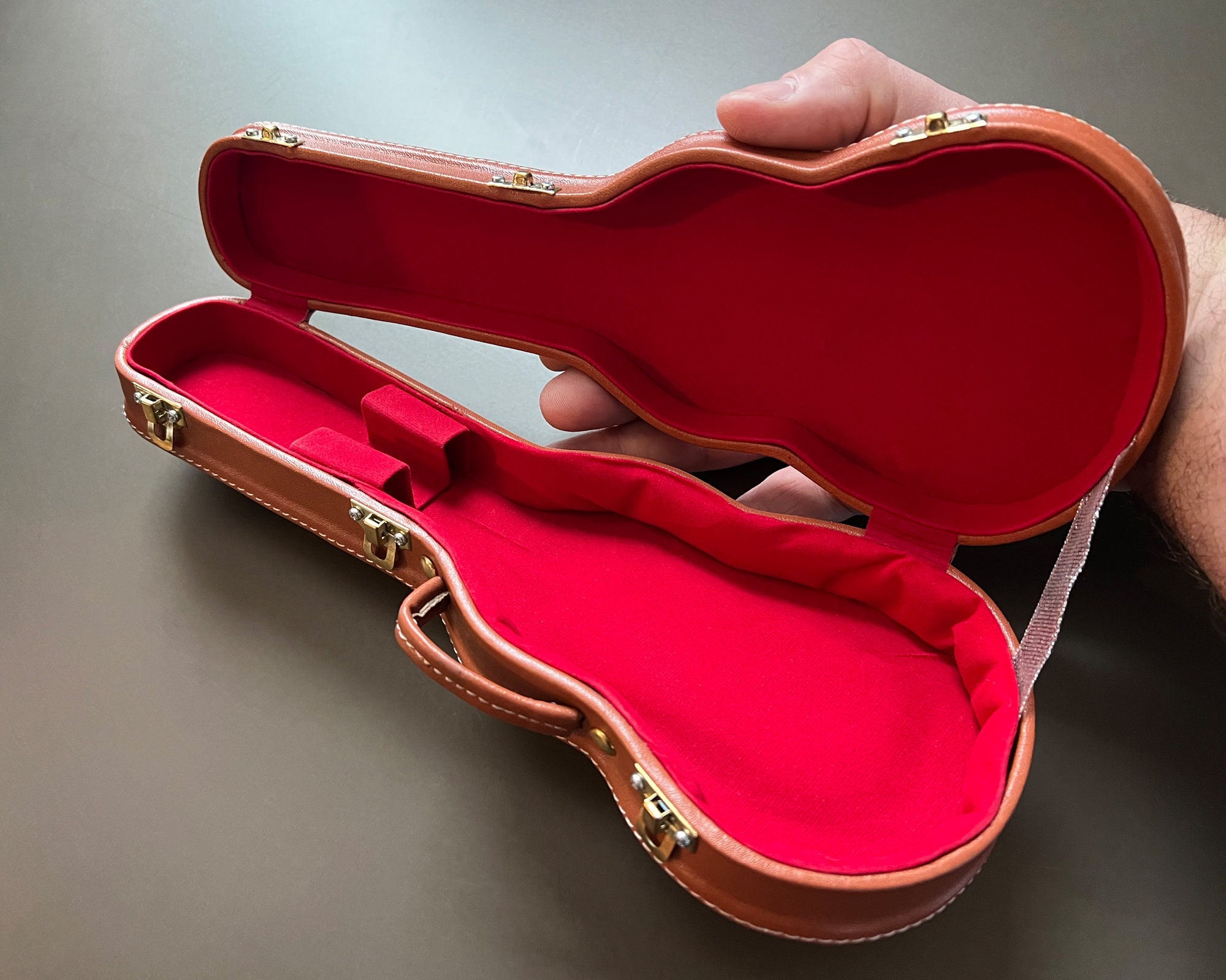 Gibson® Guitar Case for Mini Guitars - Real Case - Handcrafted