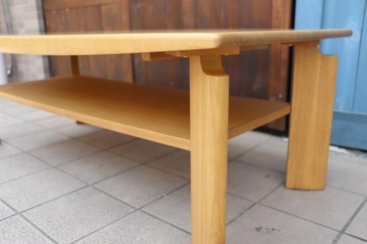 karimoku(カリモク家具)のオーク材を使用したTU4410センターテーブル