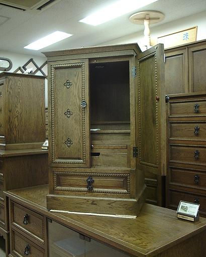 神戸の純手造り洋家具 伊藤家具店