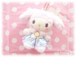 マイメロディ メゾンドフルールコラボマスコットチャーム。*+