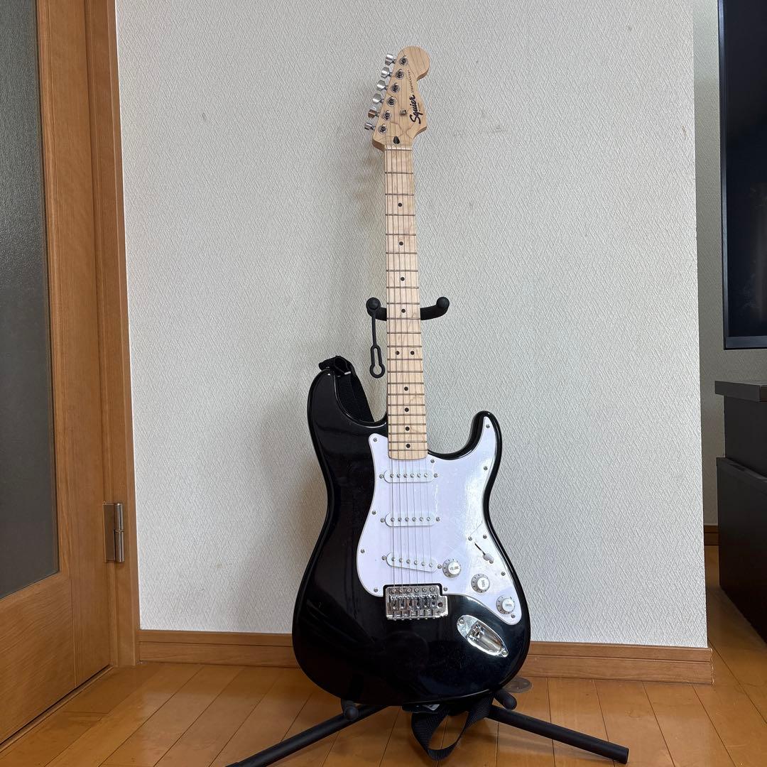 squier by fender スクワイヤー　エレキギター　ブラック Amazon.co.jp: Squier by Fender スクワイヤー エレキギター Squier