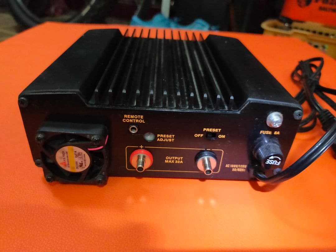 ALINCO DM-330MV スイッチング電源 値下げ可 dm330mv-scaled.jpg