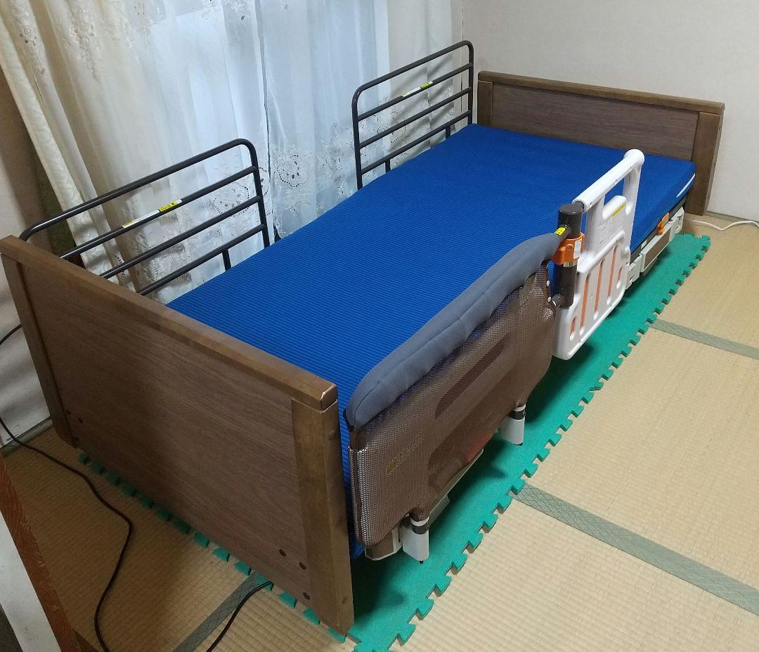 中古 プラッツ社 「ラフィオ」 超低床介護ベッド3モーターベッド 中古 プラッツ ラフィオ 3モーター｜超低床15cm・91cm幅｜固定脚・高
