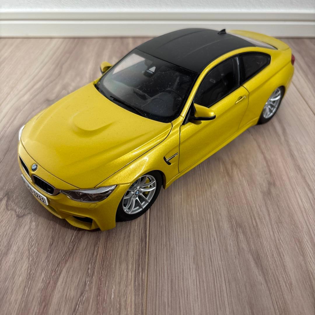自動車 BMW M4 1/18 ミニチャンプス 1/18 BMW M4 2020 グレーメタリック