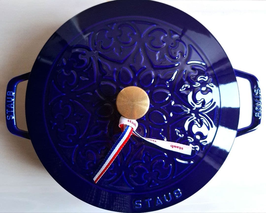 STAUB ストウブ ブレイザー ソテーパン 26cm Lily　グランブルー ブレイザー・ソテーパン 26cm | 商品詳細 | 高島屋オンラインストア