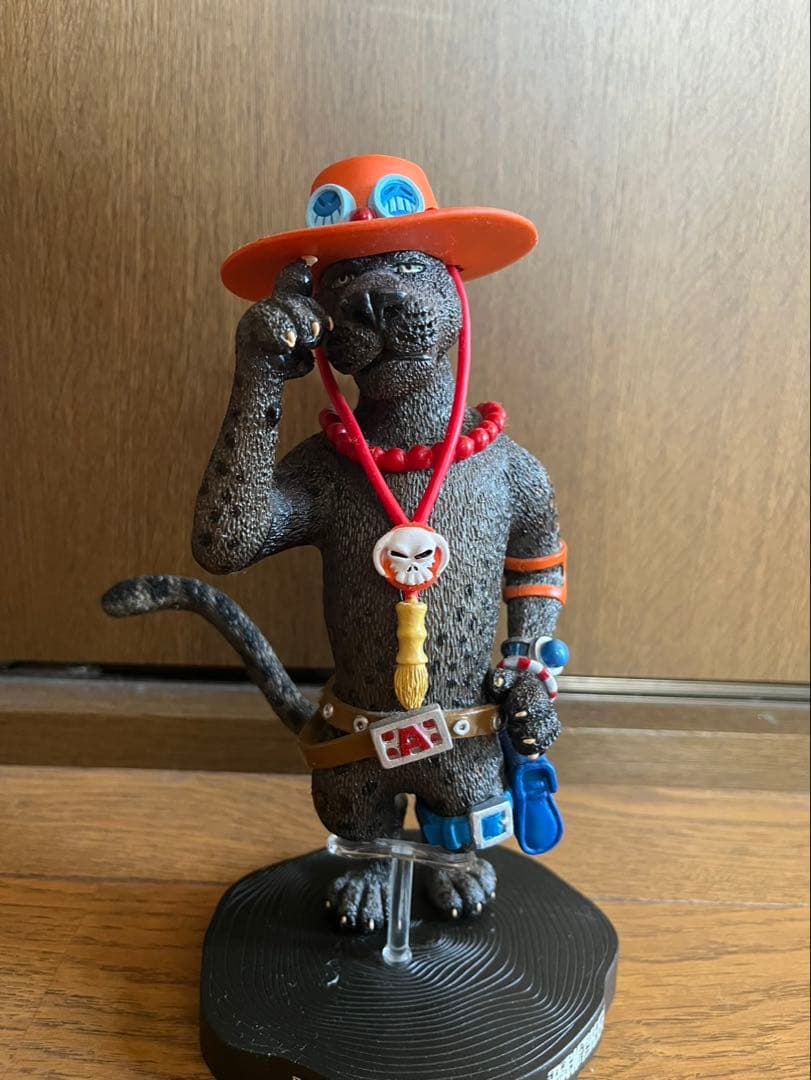 ワンピース　フィギュアーツzero エース/白ひげ/ティーチ フィギュアーツZERO エース、白ひげ、三大将（赤・青・黄）発売